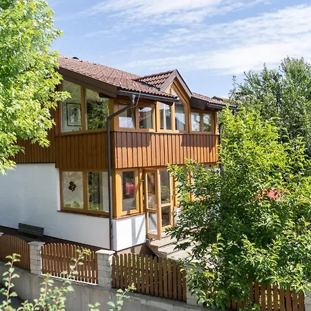 Διαμέρισμα Salzburg City&lake *